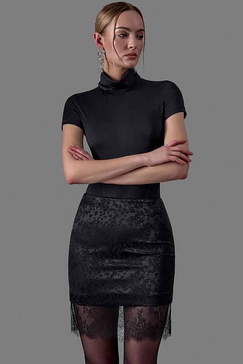 Юбка-комбинация с кружевной отделкой