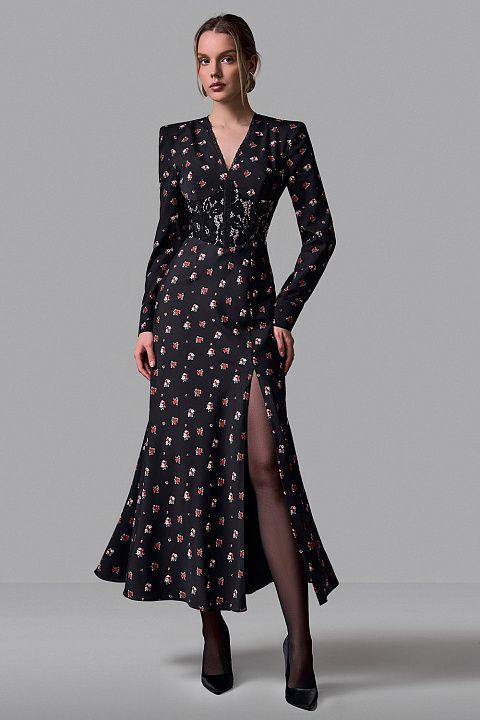 Миди-платье с кружевной отделкой