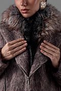 Бомбер с натуральным мехом лисы