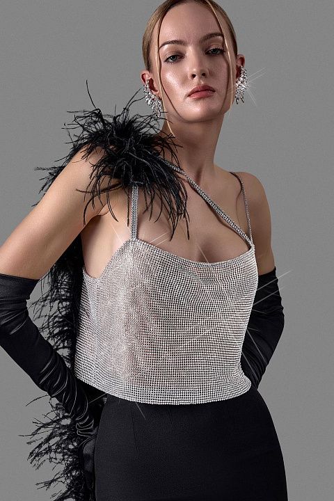 Сияющий топ с кристальной сеткой