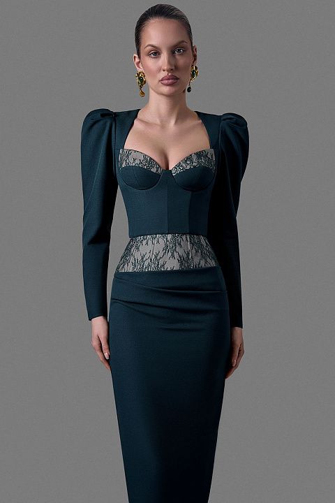 Корсет с кружевной вставкой