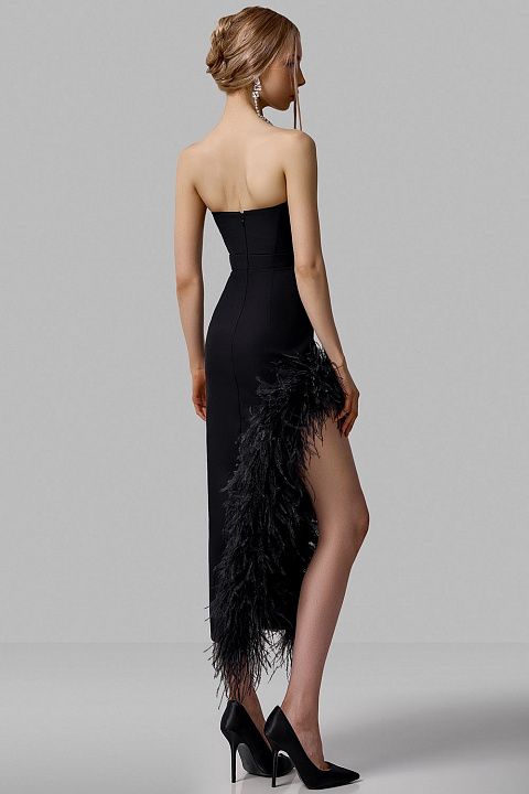 Платье миди с натуральными перьями страуса