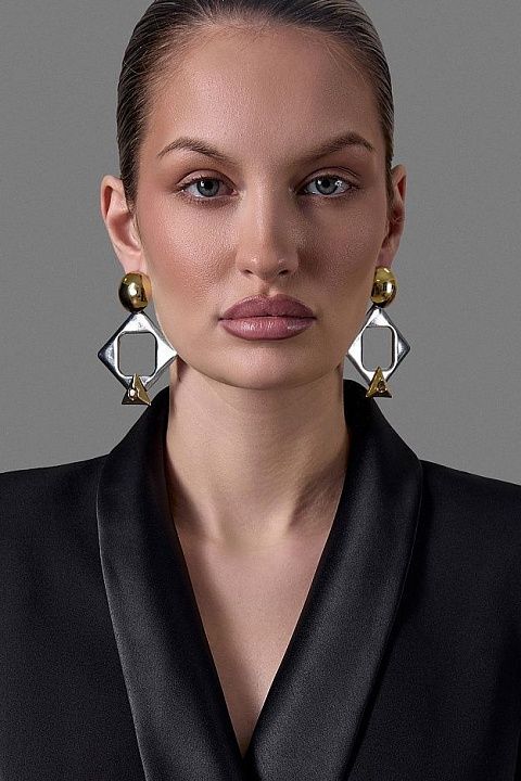 Серьги асимметричные в серебристо-золотой гамме