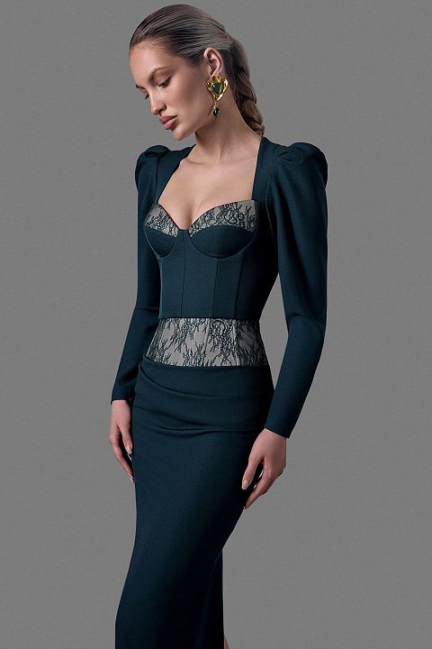 Корсет с кружевной вставкой