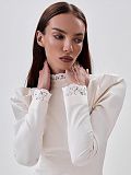 Платье-мини с кружевной отделкой