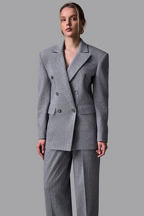 Жакет двубортный с рисунком «ёлочка»