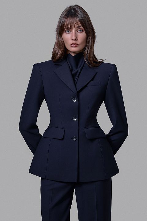 Жакет с акцентированной линией талии