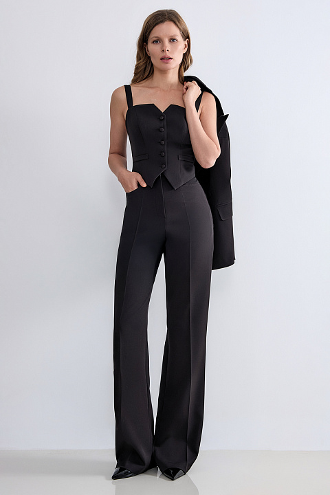 Брюки с карманами