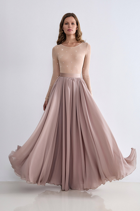 Юбка на атласном поясе